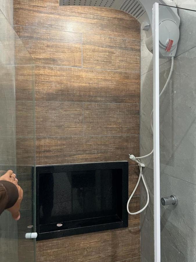 Apartamento Para Pessoas De Familia Ou A Negocio, Ap Lindo Aconchegante No Bras Proximo Igreja Mundial,Mercado Municipal, 25 De Marco, Templo Salomao, Metro Dom Pedro Ll, Bancos, Mercado E Etc Сан-Пауло Экстерьер фото