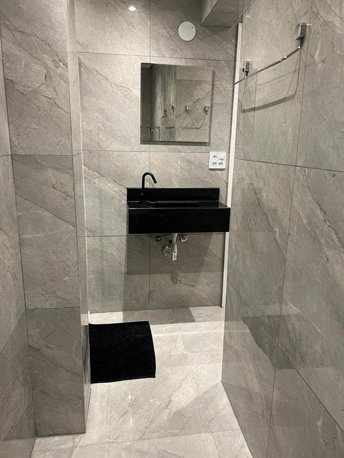 Apartamento Para Pessoas De Familia Ou A Negocio, Ap Lindo Aconchegante No Bras Proximo Igreja Mundial,Mercado Municipal, 25 De Marco, Templo Salomao, Metro Dom Pedro Ll, Bancos, Mercado E Etc Сан-Пауло Экстерьер фото